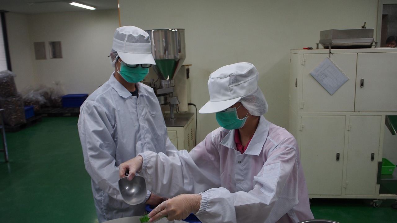 2025全年免费资料大全与澳门管家婆100%精准和谨防包装的假象,数据释义、解释与落实